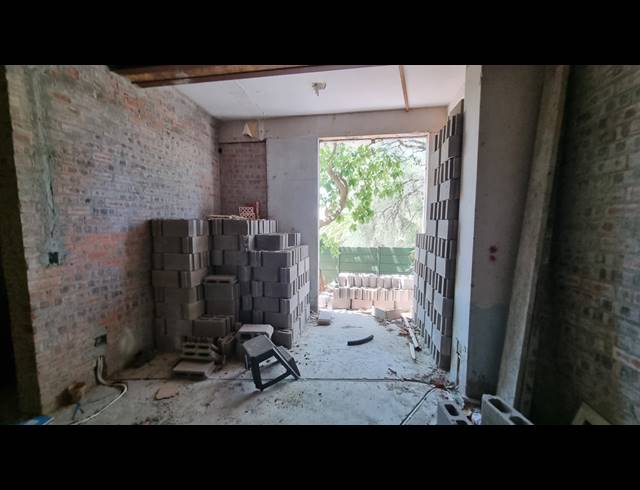 1,300M² APARTMENT BLOCK FOR SALE IN OBSERVATORY